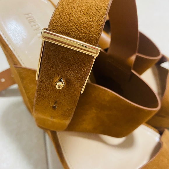 Forever 21 Wedge High heeled Sandals - Picture 5 of 5